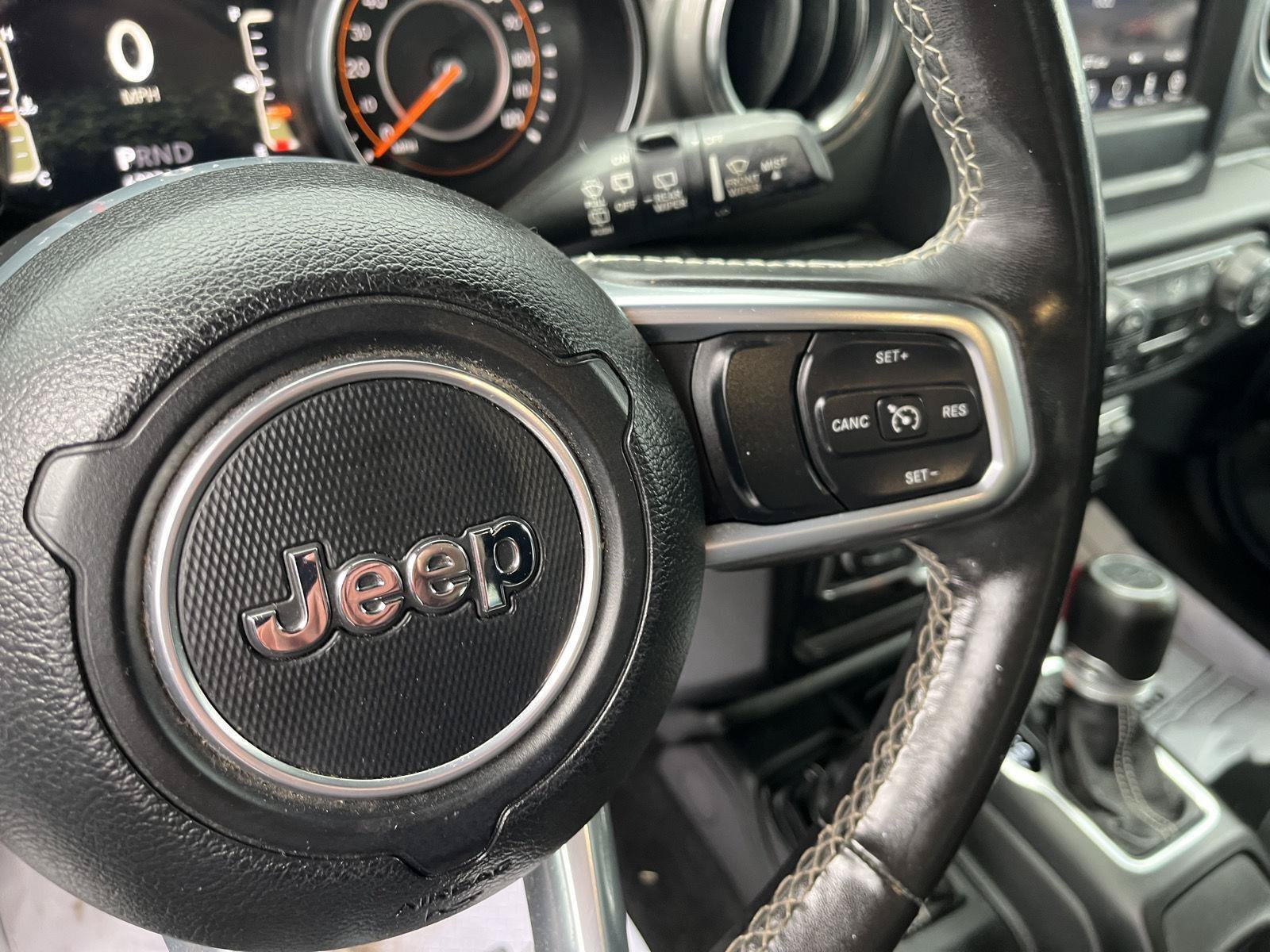 Used 2019 Jeep Wrangler Unlimited Sahara w/ Safety Group image 12
