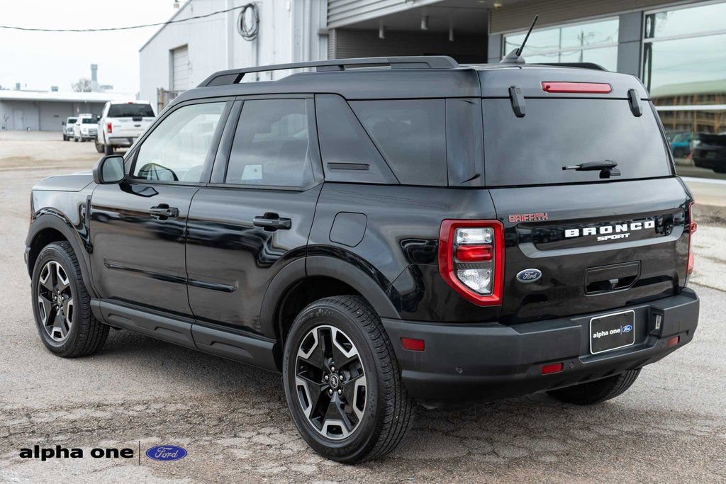 Used 2021 Ford Bronco Sport Outer Banks w/ Outer Banks Package (96D) image 8