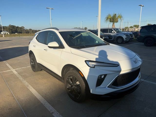 Used 2024 Buick Encore GX Sport Touring image 25