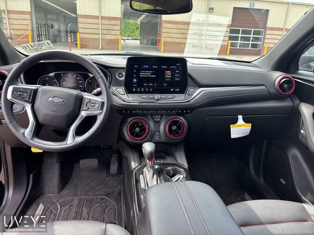 Used 2024 Chevrolet Blazer RS w/ Enhanced Convenience Package FWD image 6