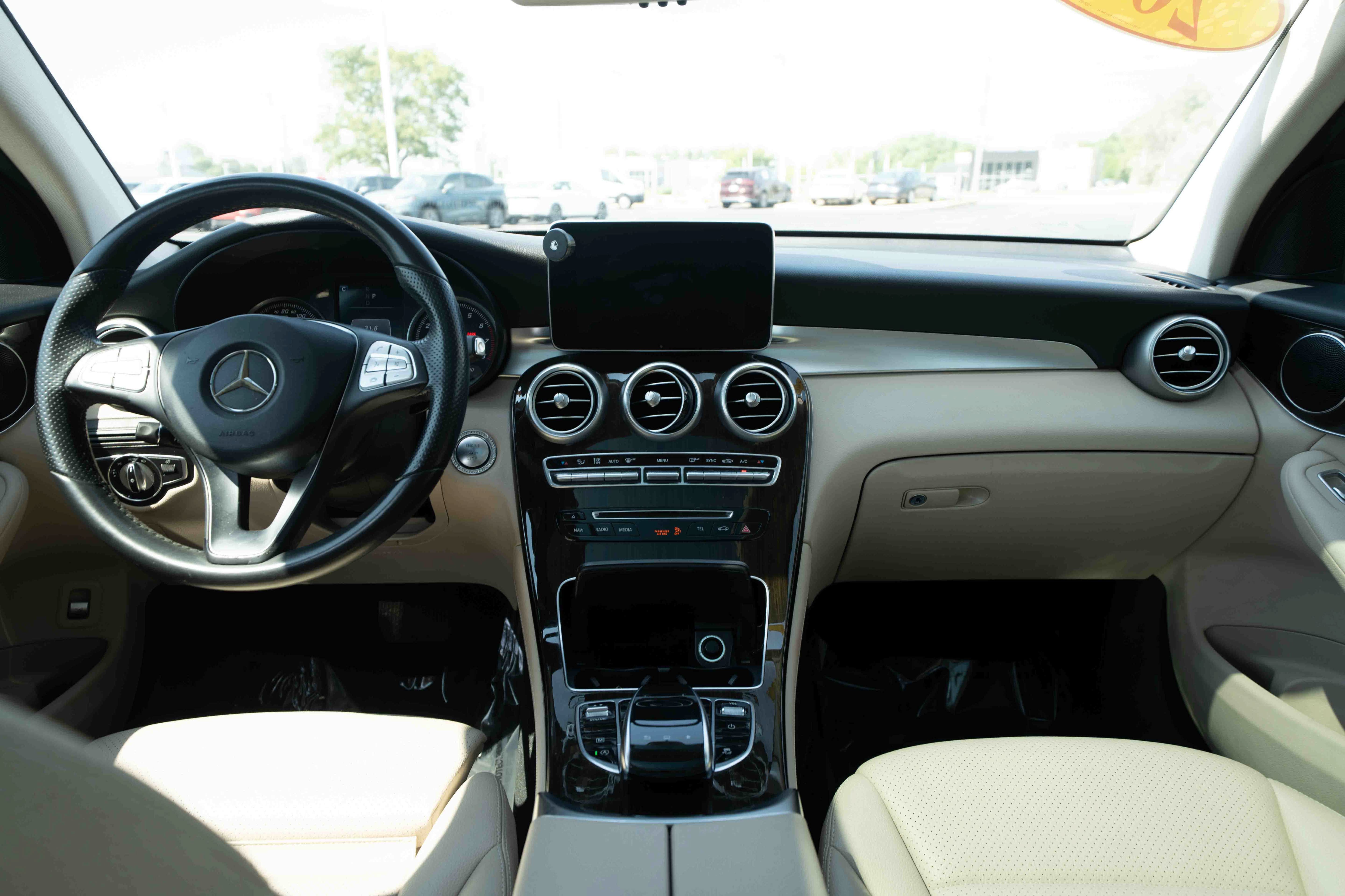 Used 2016 Mercedes-Benz GLC 300 image 20