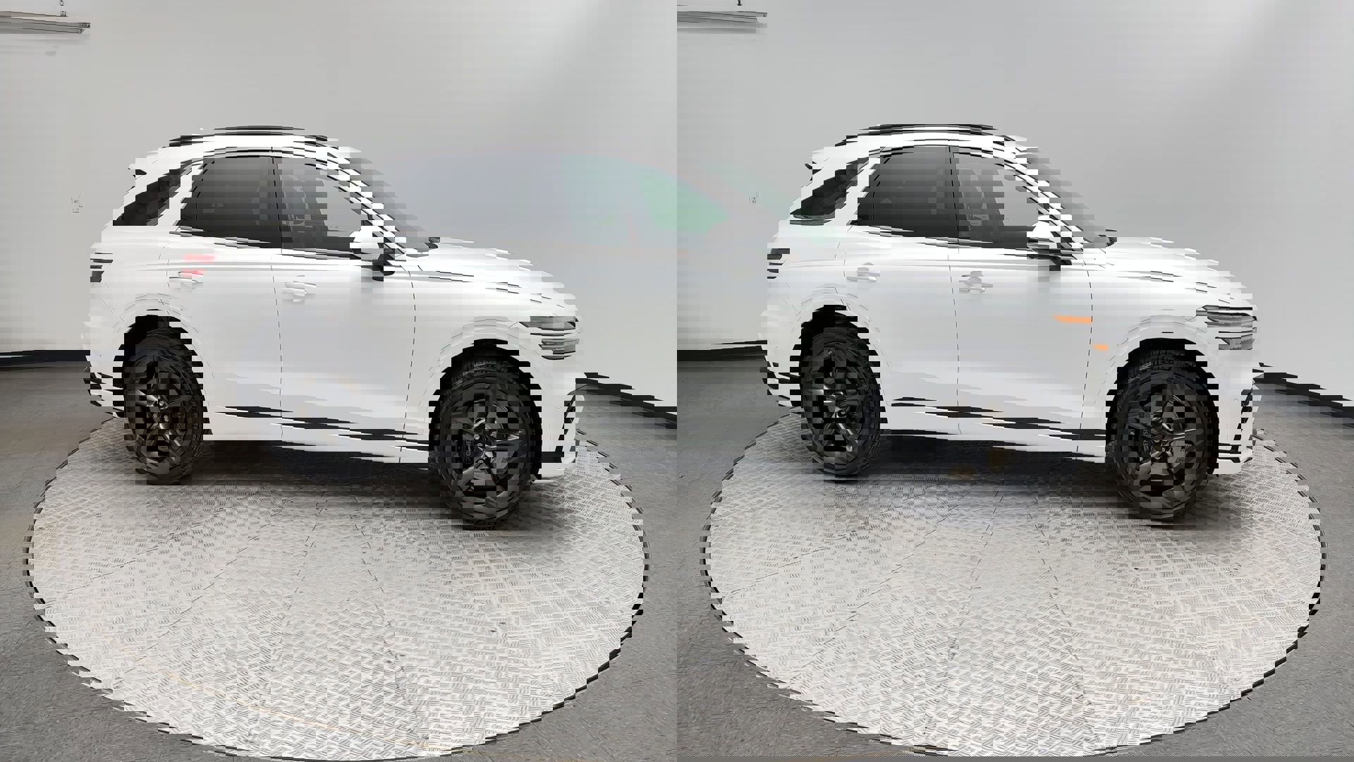 Certified 2026 Genesis GV70 3.5T Sport Prestige image 9