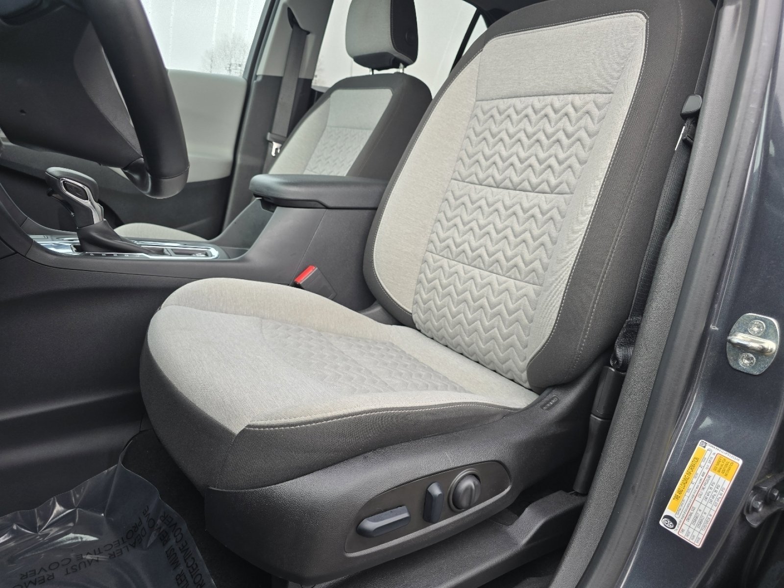 Used 2023 Chevrolet Equinox LT image 21