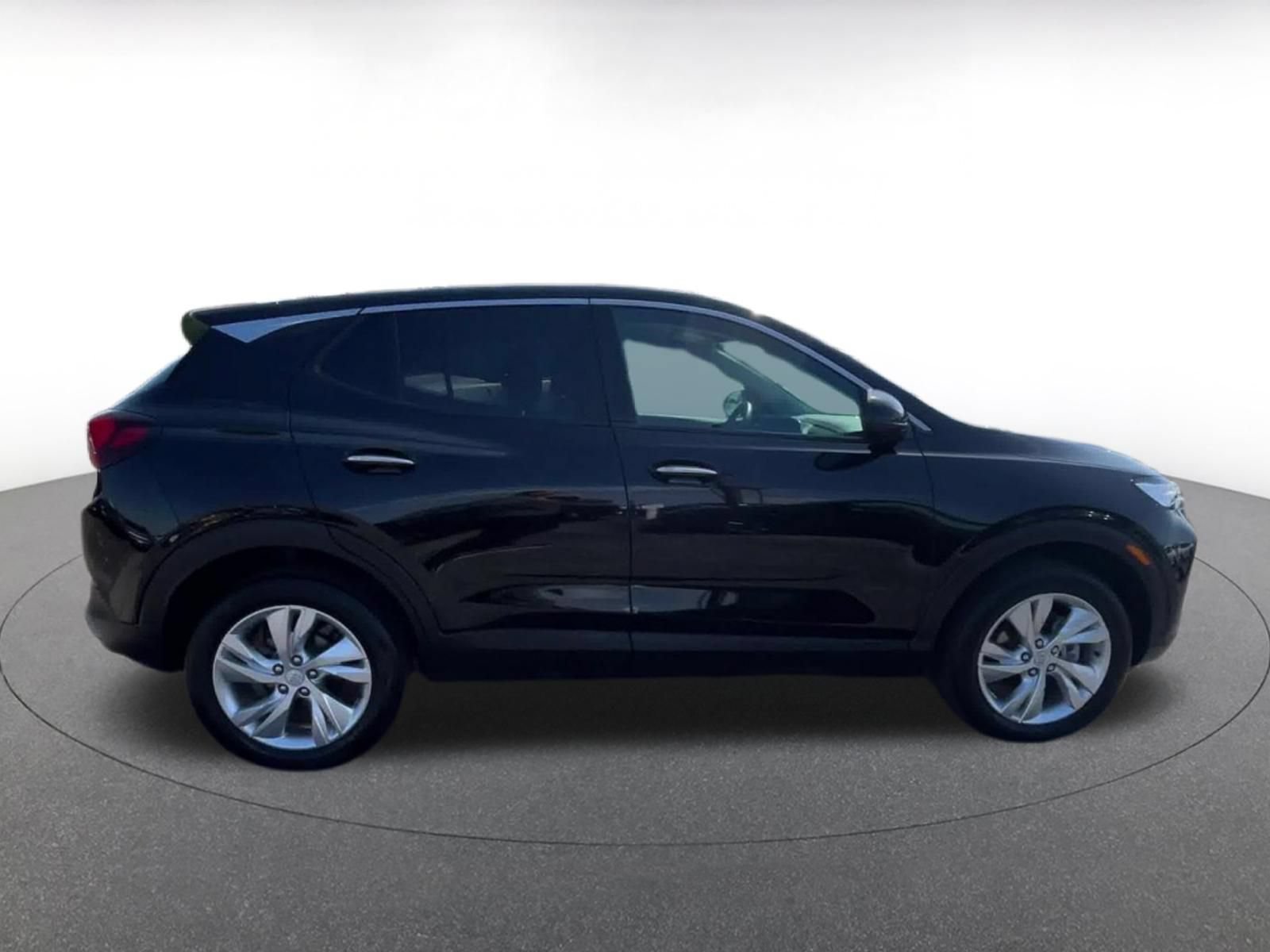 Used 2025 Buick Encore GX Preferred AWD/4WD image 16