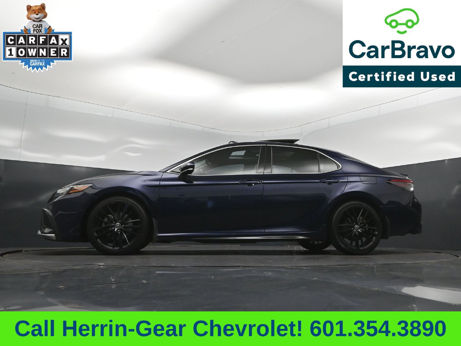 Used 2022 Toyota Camry XSE FWD image 39