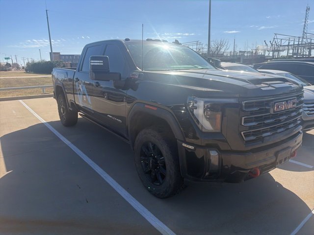 Used 2024 GMC Sierra 2500 AT4 w/ AT4 Premium Plus Package image 2