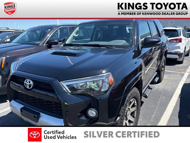 Used 2018 Toyota 4Runner TRD Off-Road Premium AWD/4WD image 4