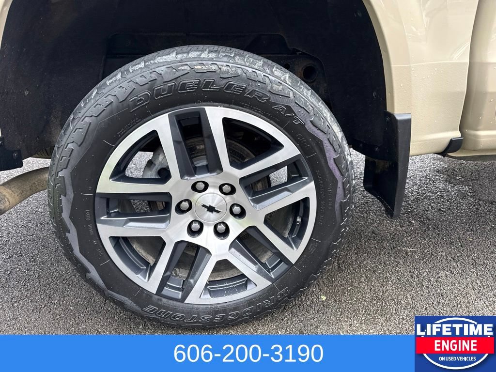 Used 2023 Chevrolet Colorado Z71 w/ Z71 Convenience Package 2 AWD/4WD image 7
