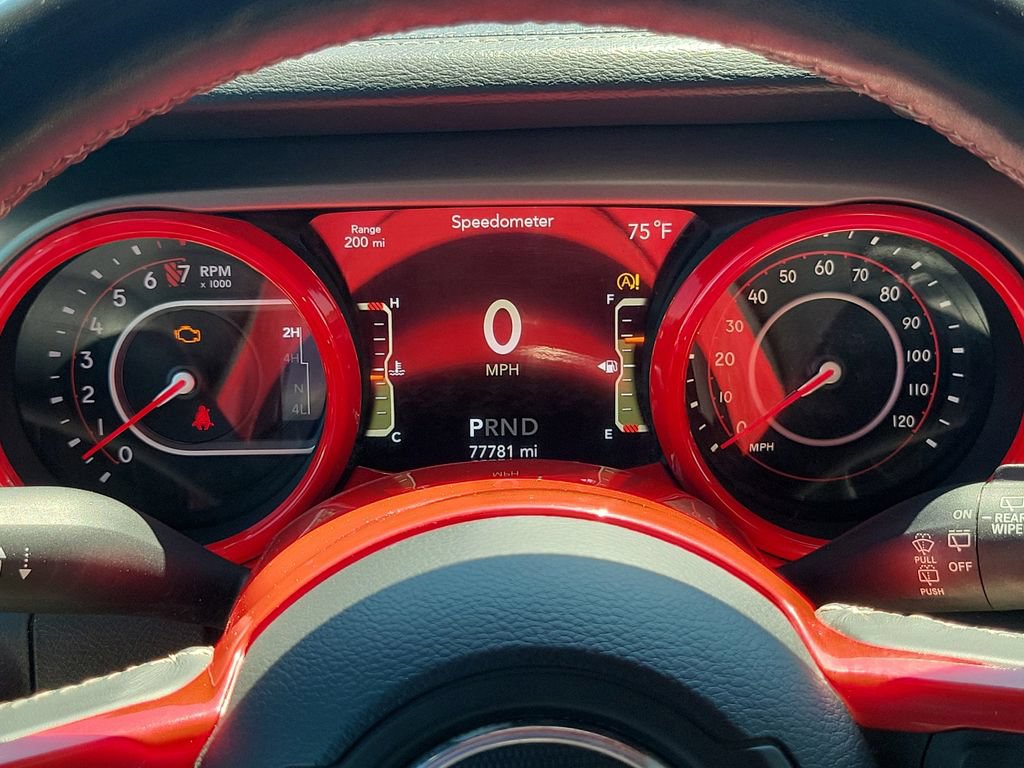 Used 2018 Jeep Wrangler Unlimited Rubicon w/ Dual Top Group AWD/4WD image 11