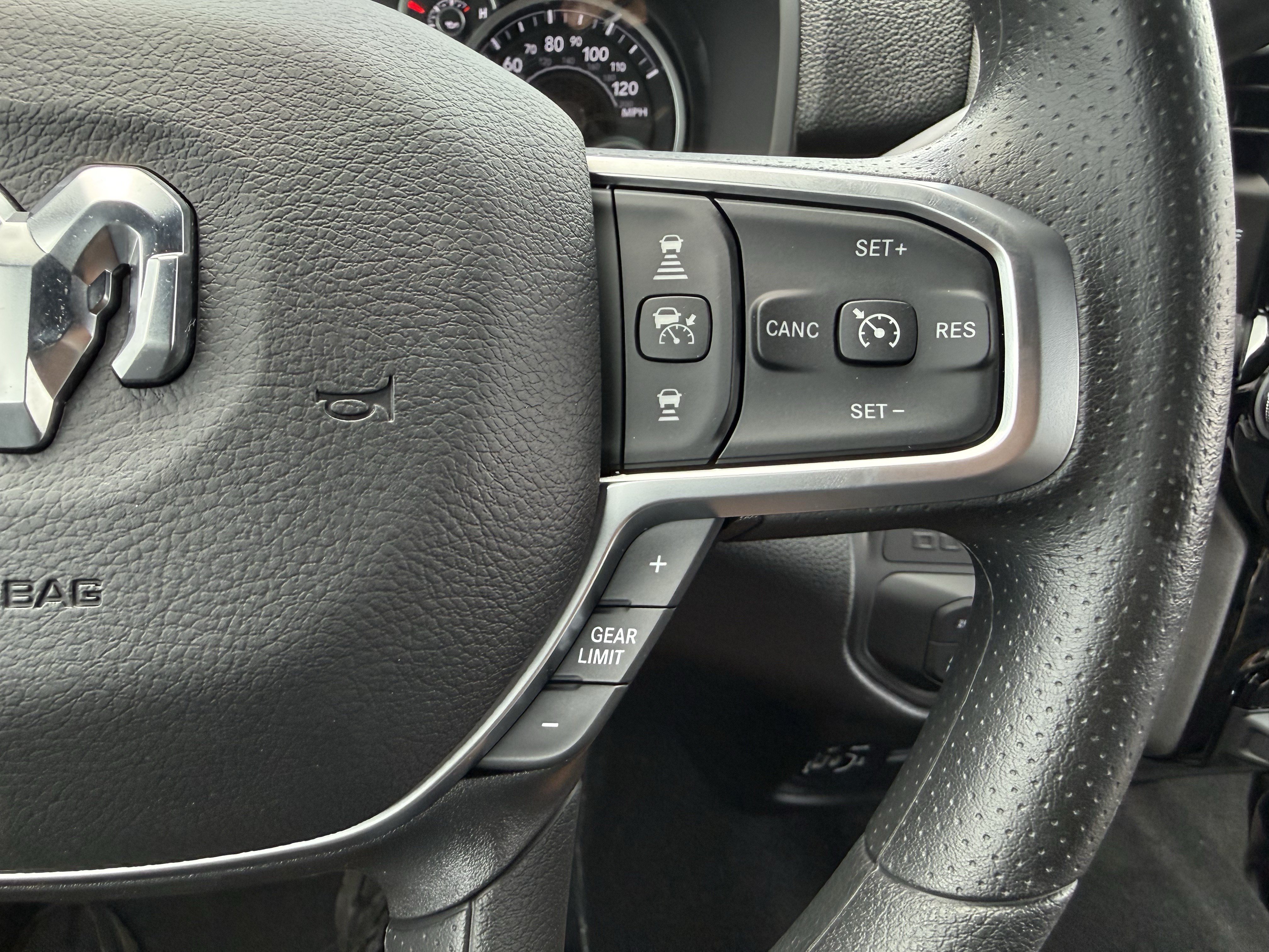 New 2027 RAM 2500 Tradesman AWD/4WD image 19