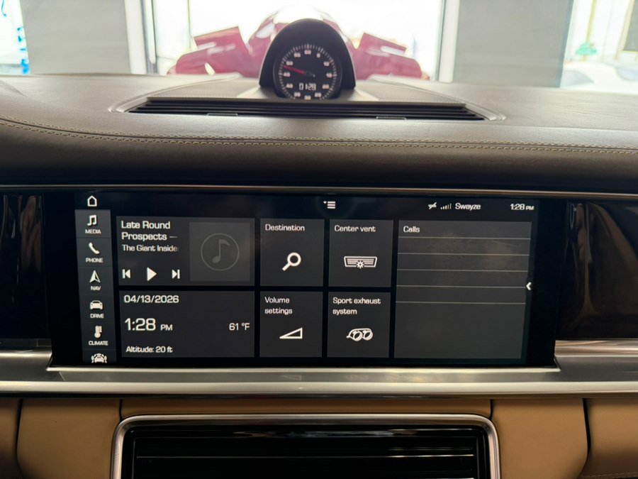 Used 2017 Porsche Panamera Turbo image 53