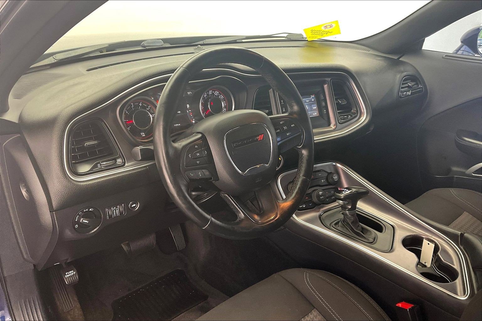 Used 2015 Dodge Challenger SXT w/ Driver Convenience Group RWD image 14