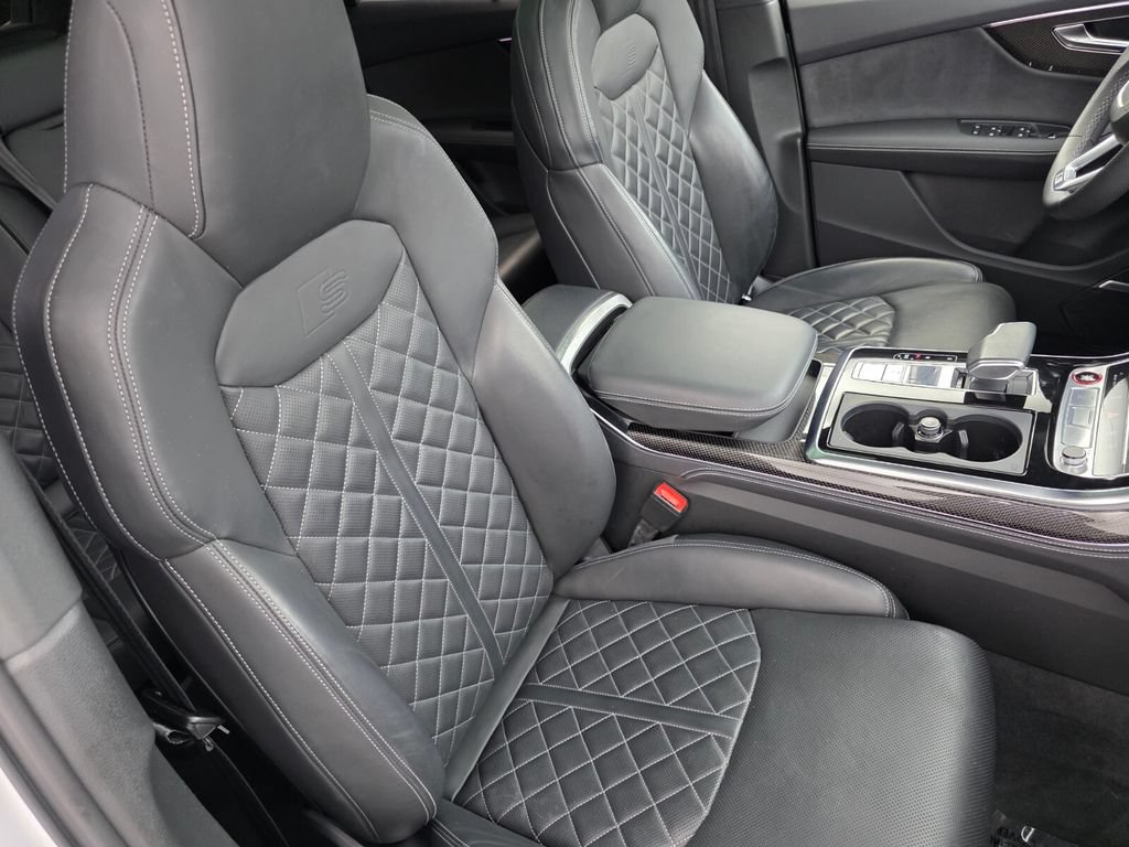 Used 2023 Audi SQ7 Prestige w/ Prestige Package AWD/4WD image 31