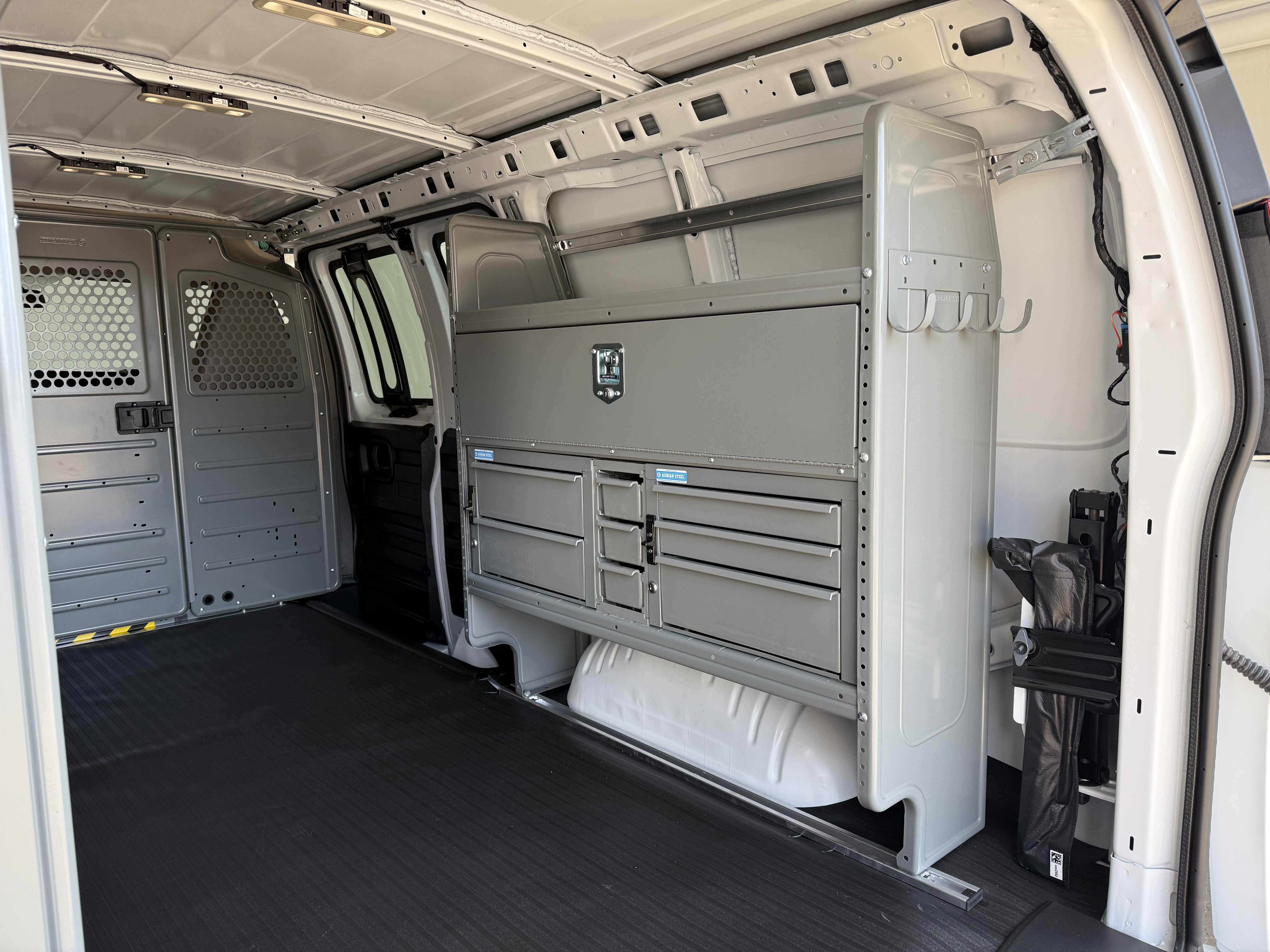 New 2025 Chevrolet Express 3500 w/ Driver Convenience Package image 38