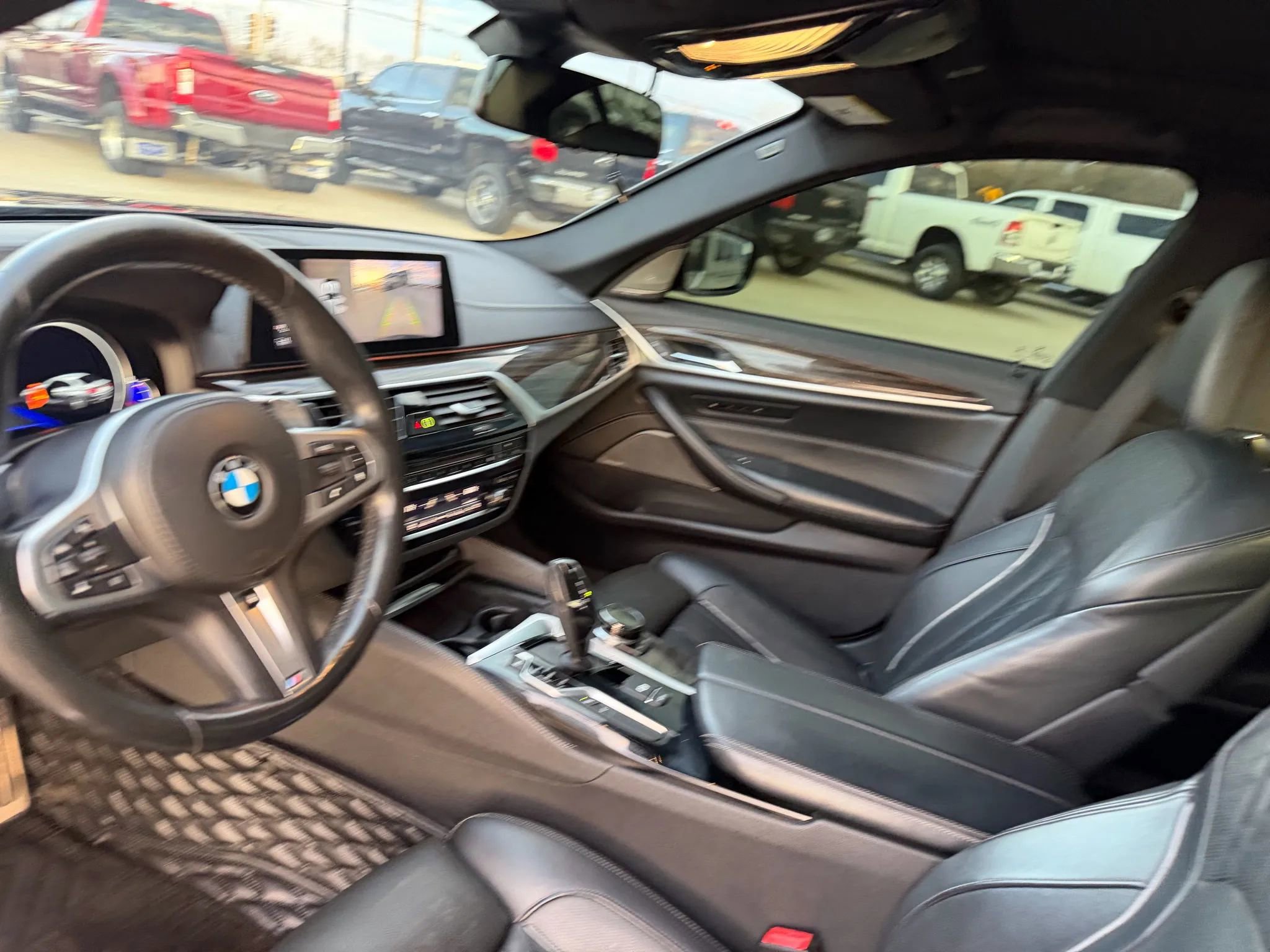 Used 2018 BMW M550i xDrive M550i xDrive Sedan 4D w/ Driving Assistance Package image 90