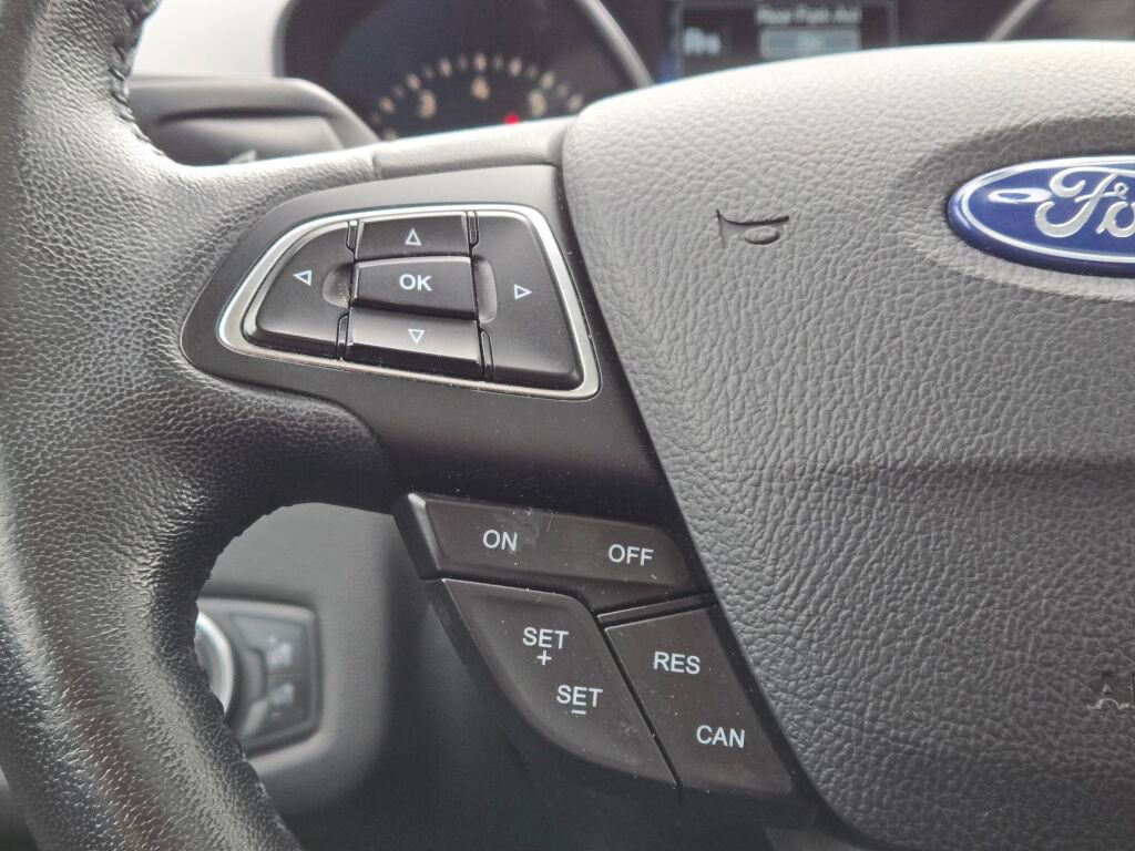 Used 2019 Ford Escape SEL image 35