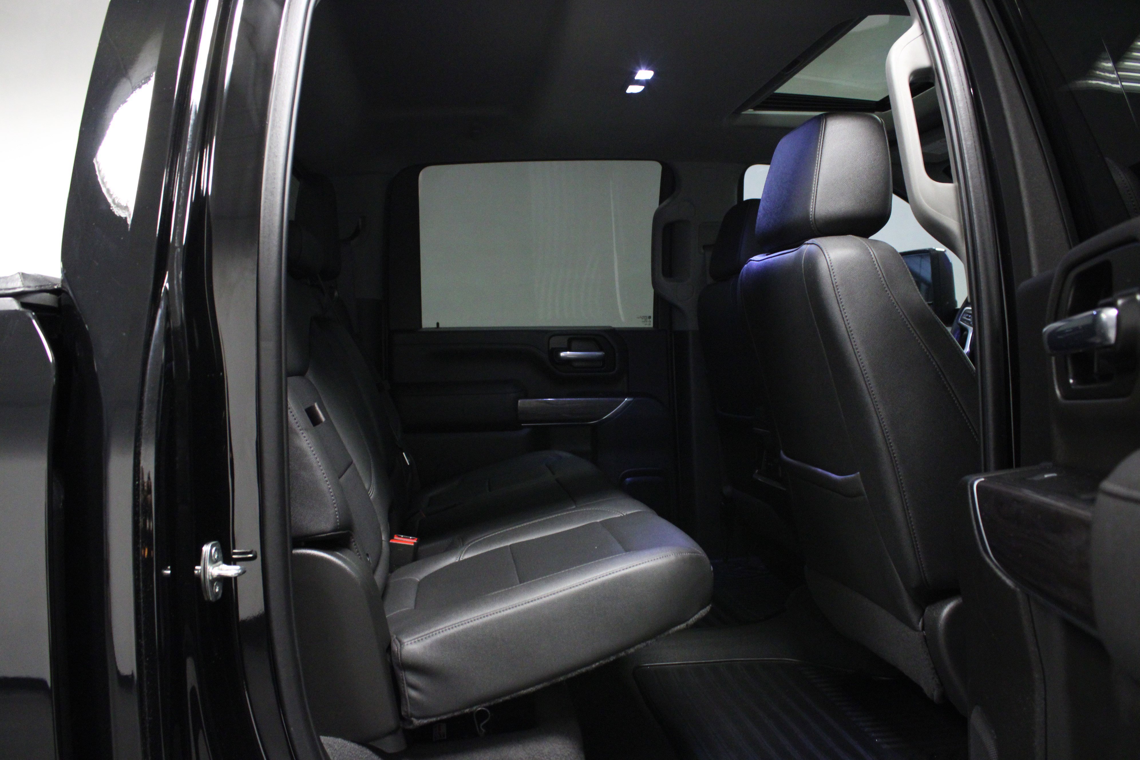 Used 2022 Chevrolet Silverado 2500 LTZ w/ LTZ Convenience Package image 15