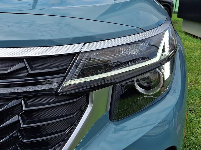 Certified 2026 Kia Seltos S FWD image 9