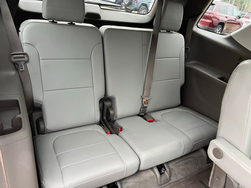 Used 2019 Chevrolet Traverse Premier w/ Driver Confidence II Package image 19