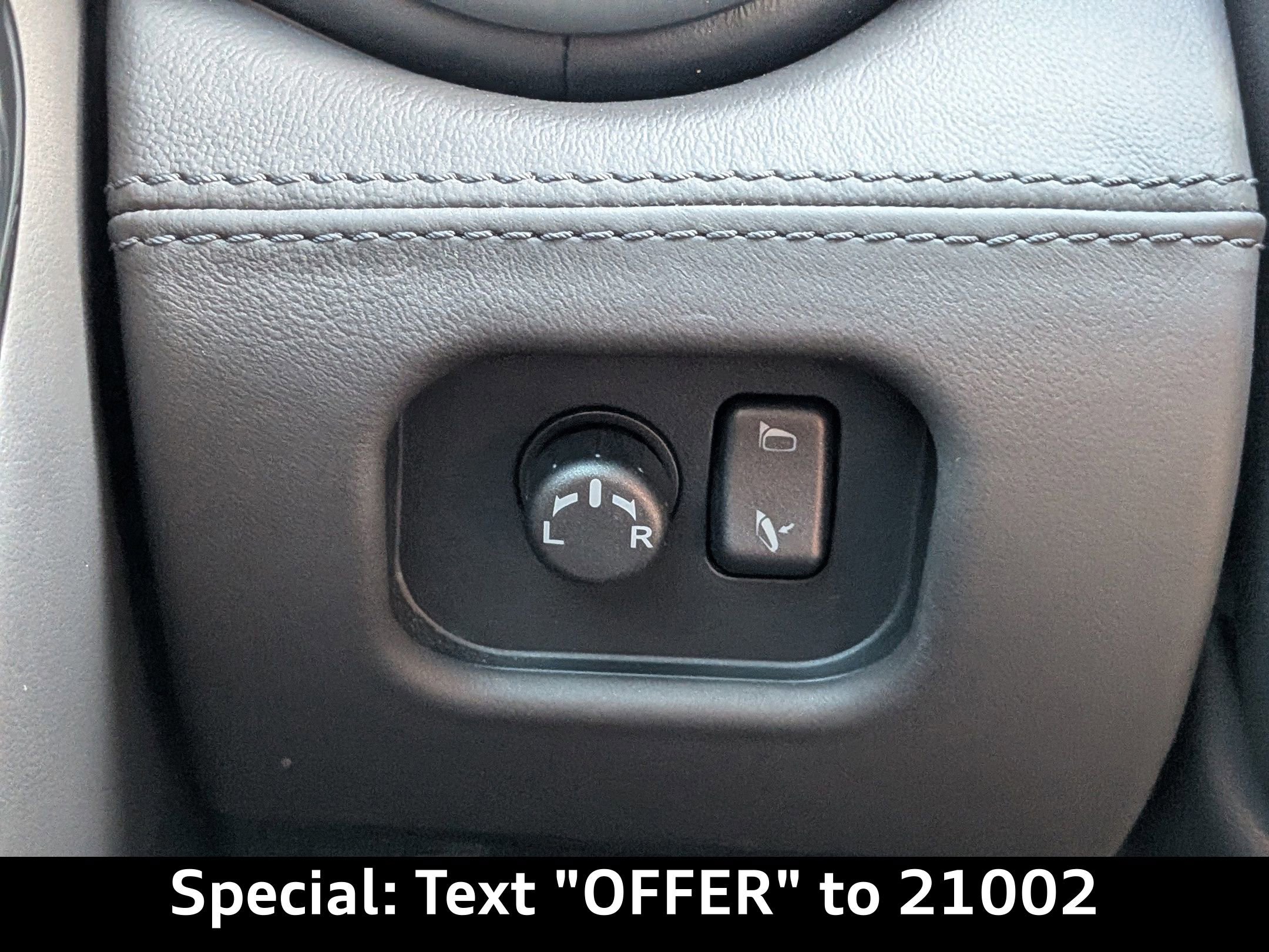 Used 2021 Nissan GT-R Premium image 27