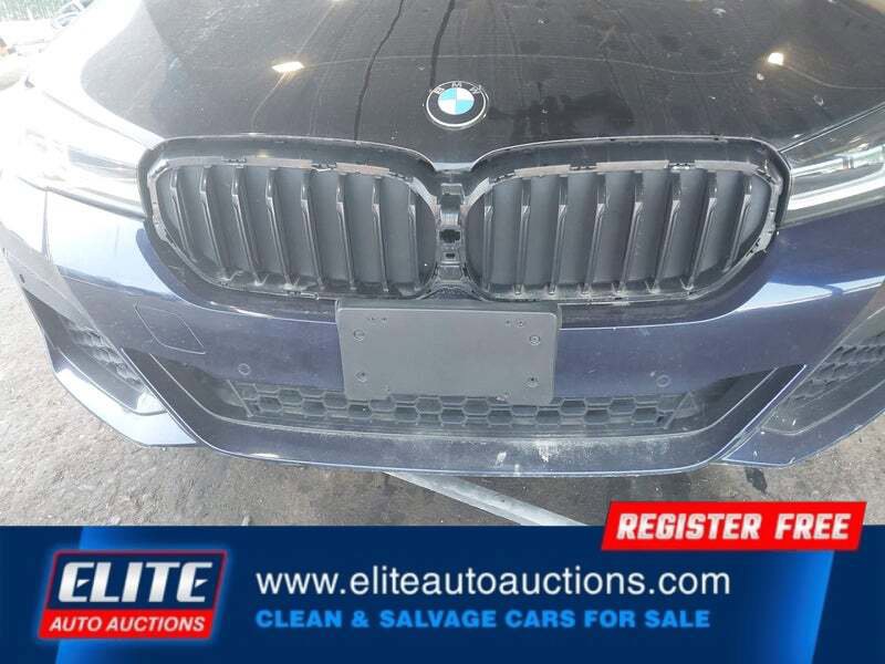 Used 2021 BMW M550i xDrive w/ Premium Package image 36