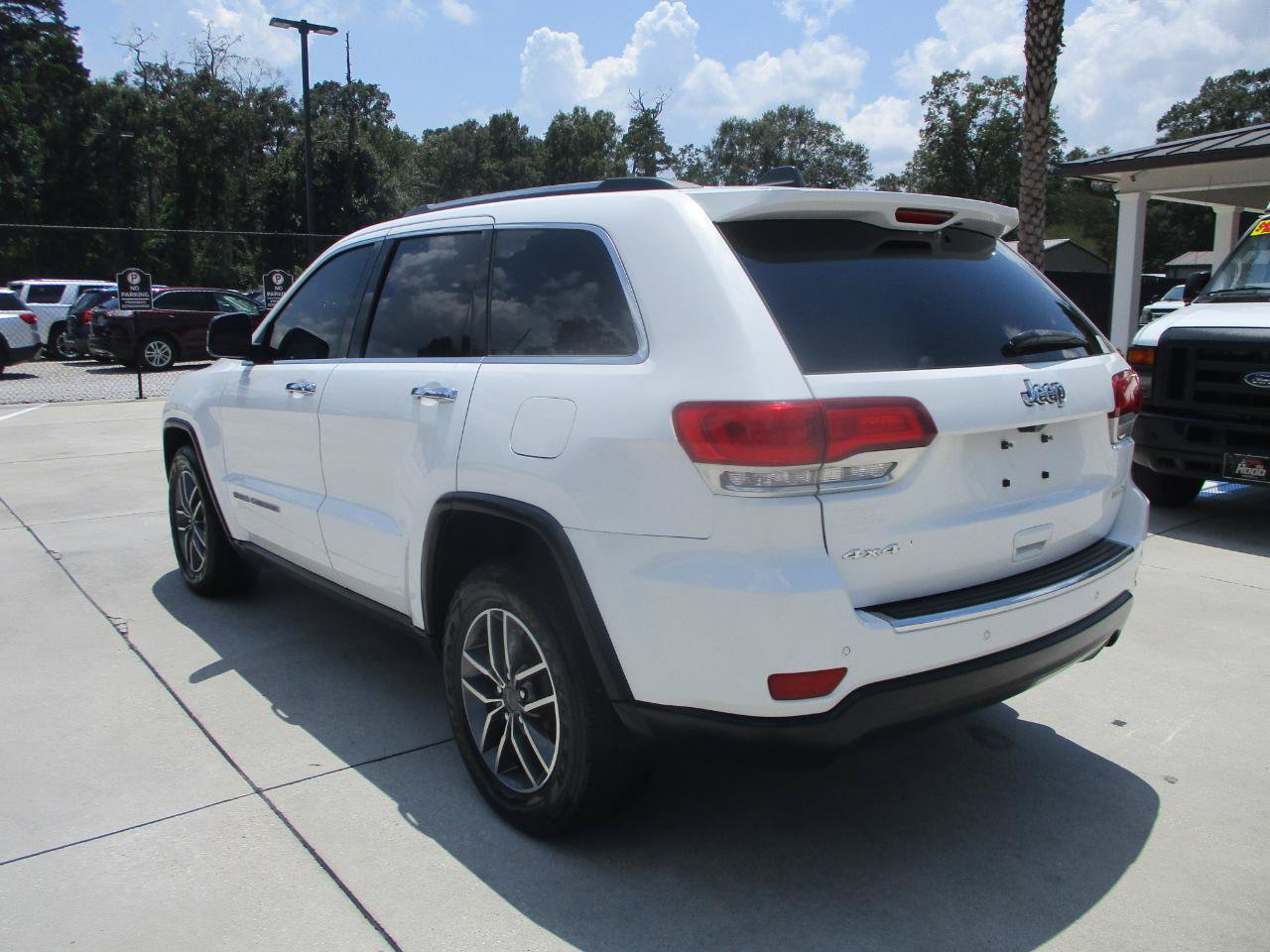 Used 2020 Jeep Grand Cherokee Limited AWD/4WD image 5