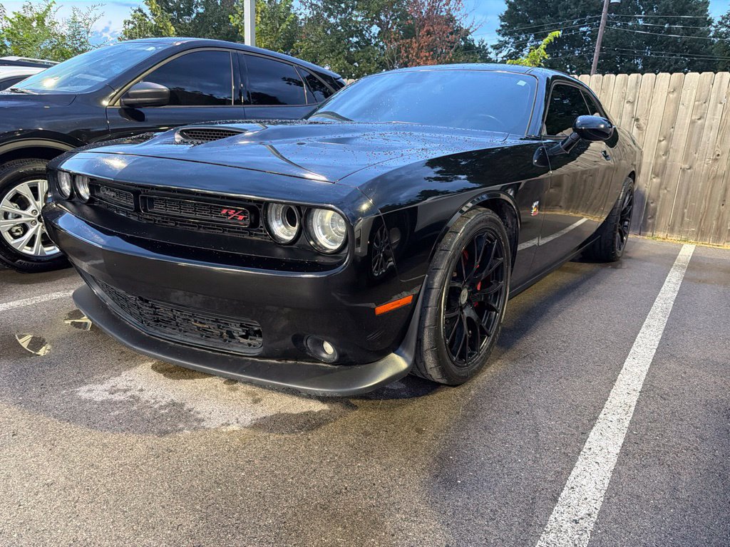 Used 2022 Dodge Challenger R/T Scat Pack RWD image 1
