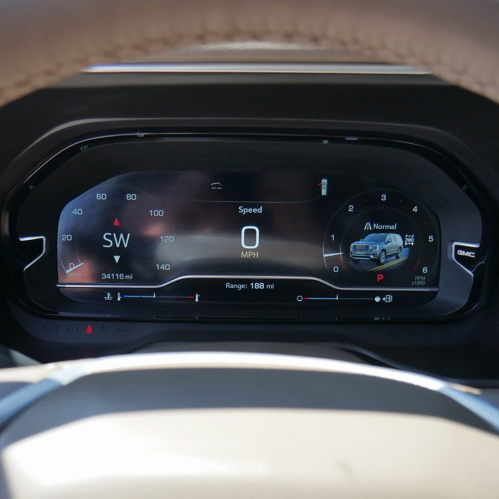 Used 2023 GMC Yukon XL Denali image 76