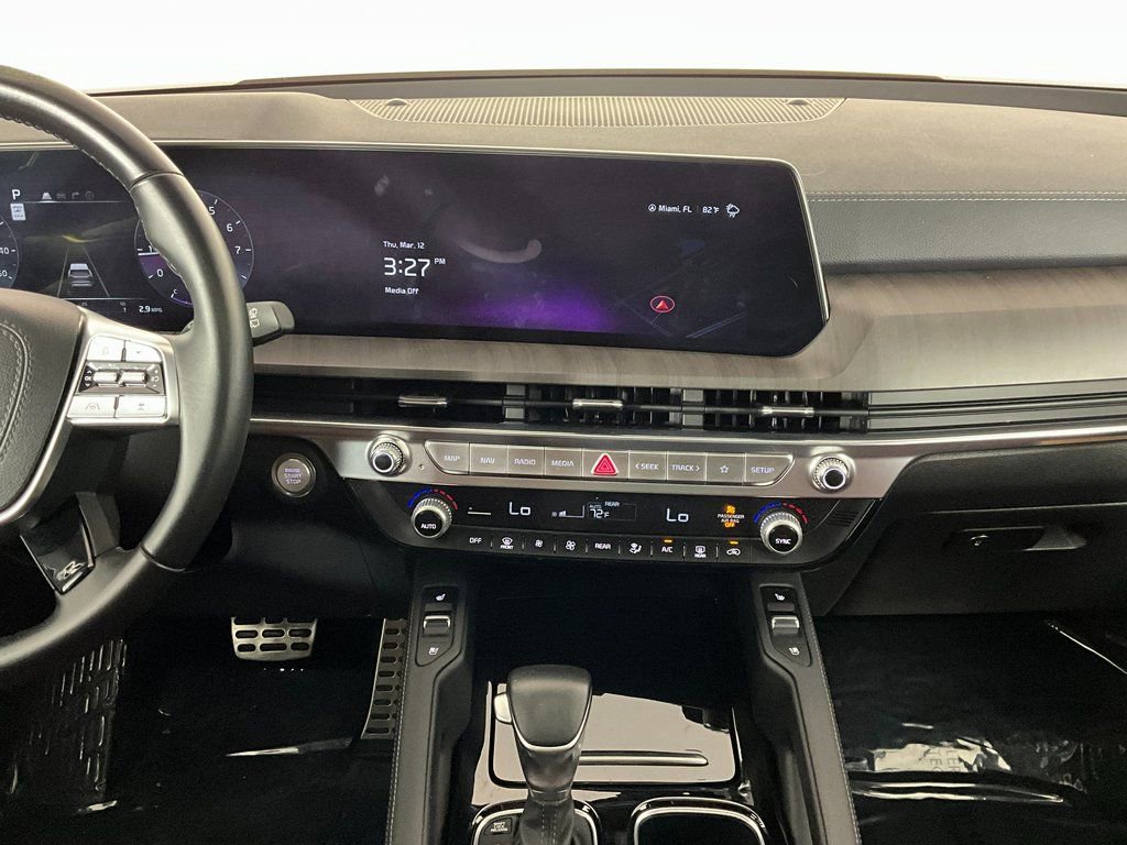 Used 2024 Kia Telluride SX image 12