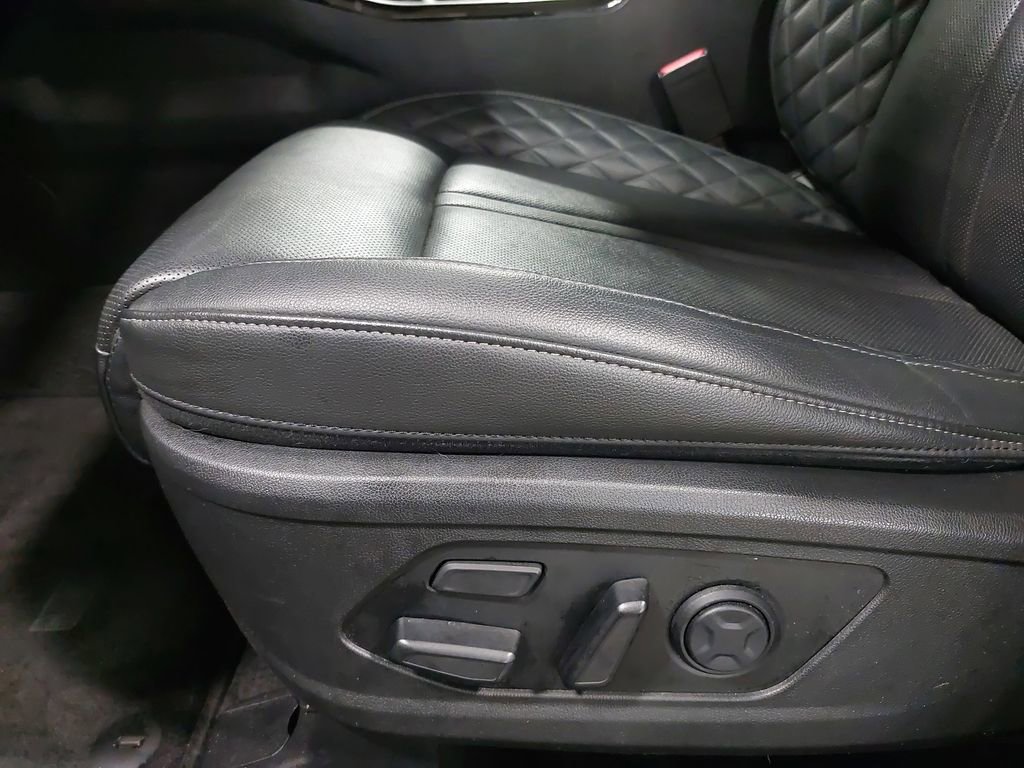 Used 2023 Kia Sorento SX Prestige image 30