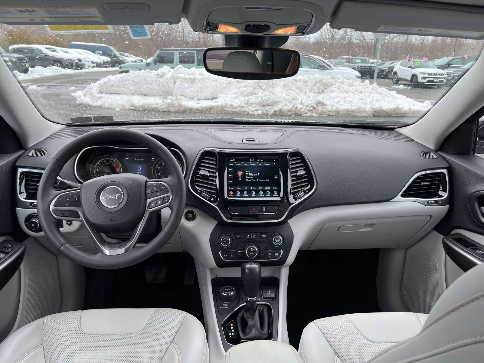 Used 2022 Jeep Cherokee Limited image 30