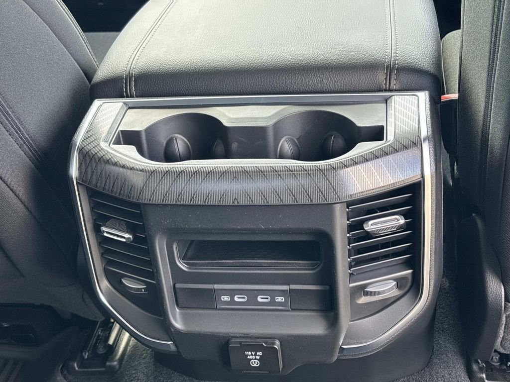 New 2026 RAM 1500 4x4 Crew Cab image 12