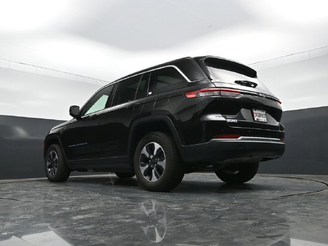 Used 2024 Jeep Grand Cherokee Limited 4xe AWD/4WD image 57