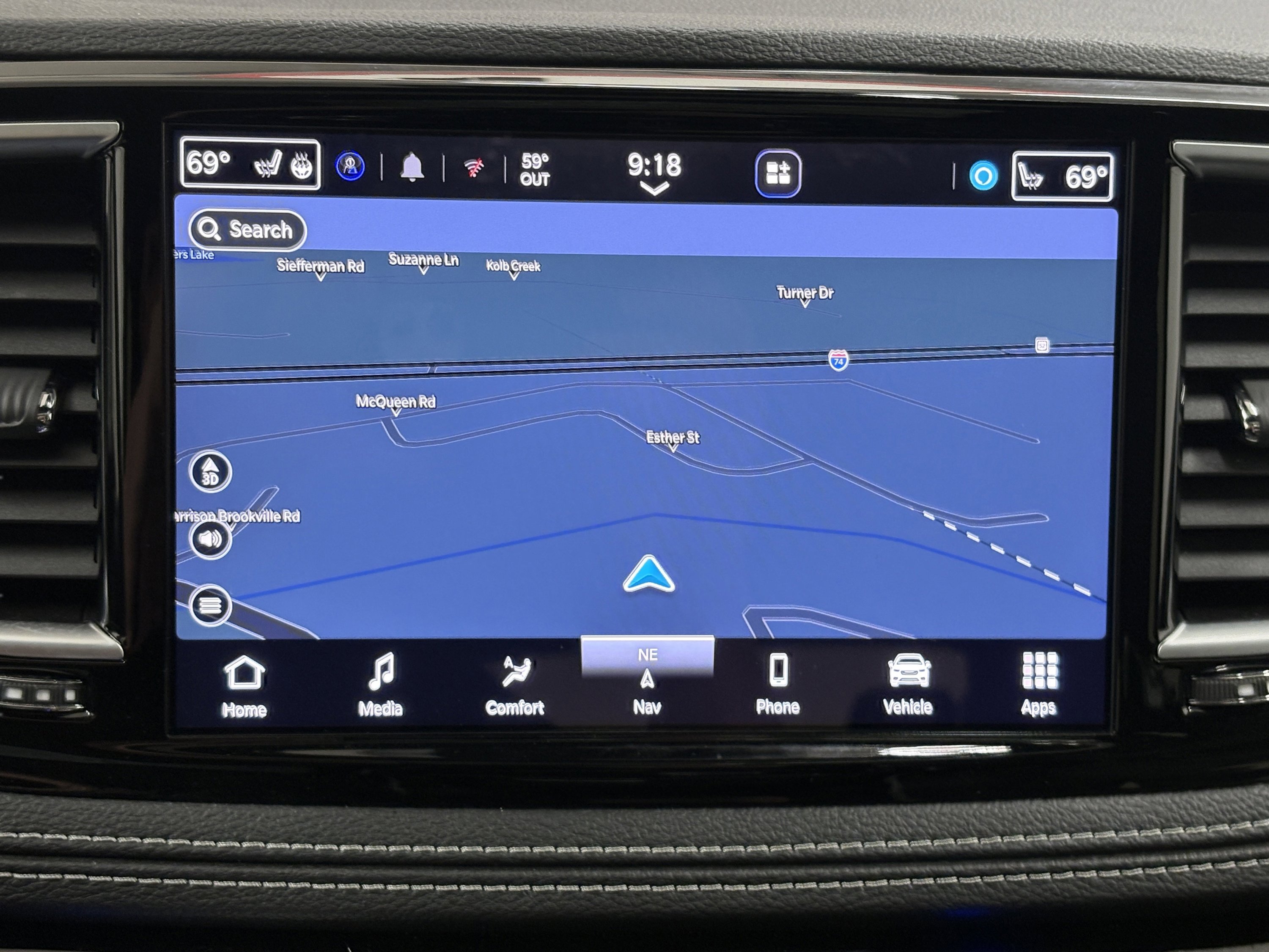 Used 2025 Chrysler Pacifica Limited image 15