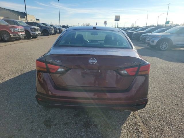 Used 2024 Nissan Altima 2.5 SV image 19
