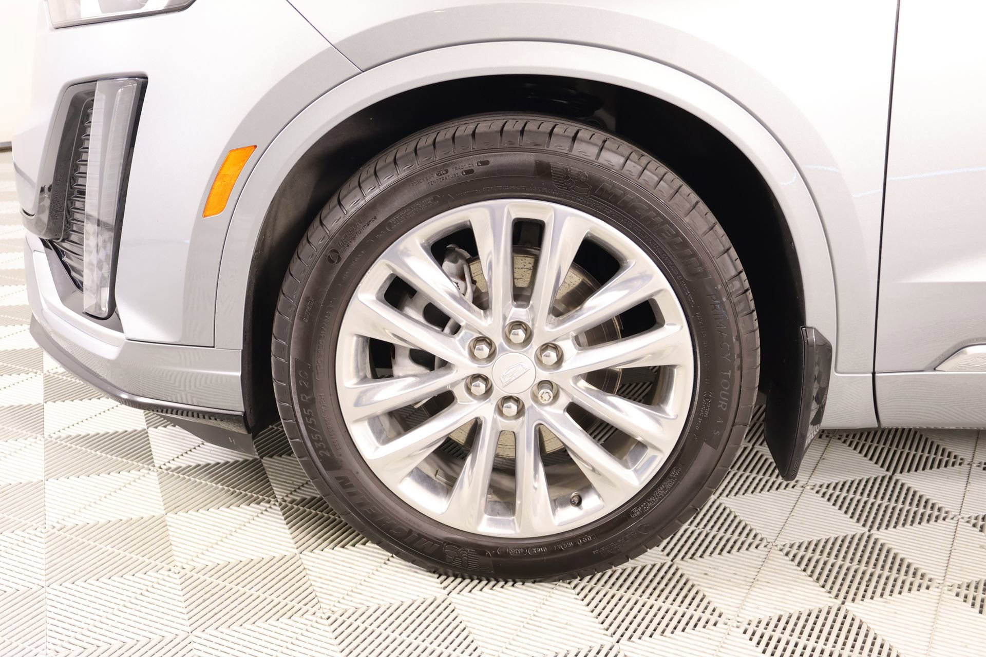 Used 2024 Cadillac XT6 Premium Luxury image 19