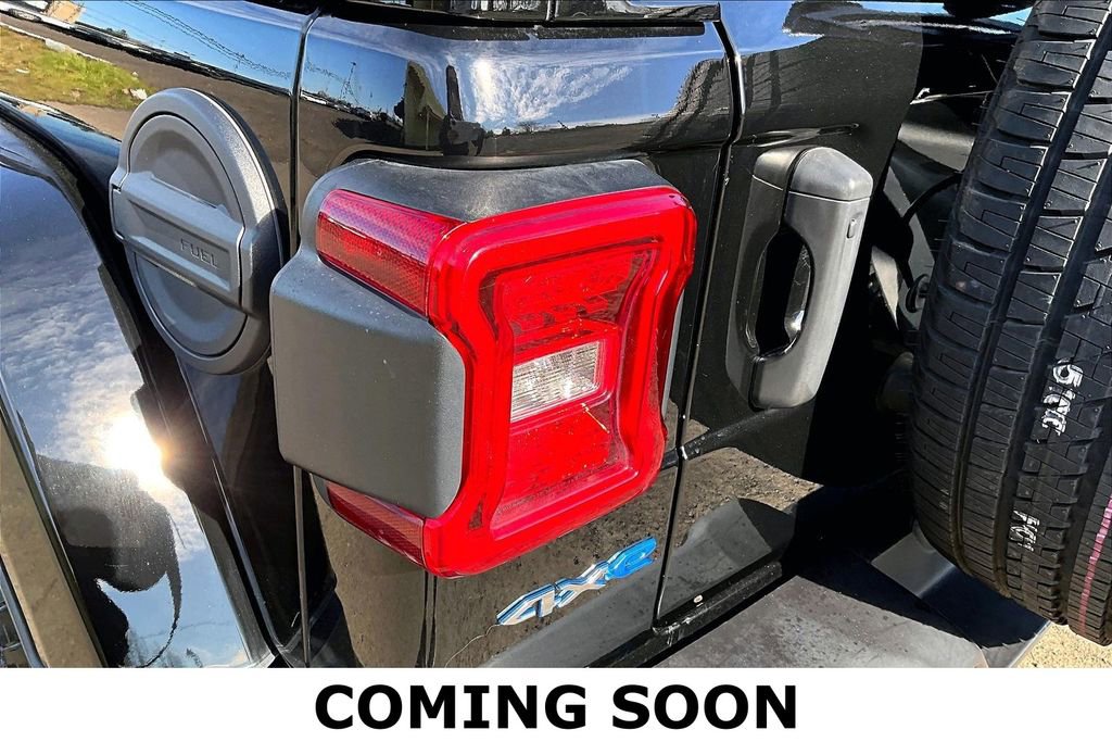 Used 2022 Jeep Wrangler Unlimited Sahara image 29
