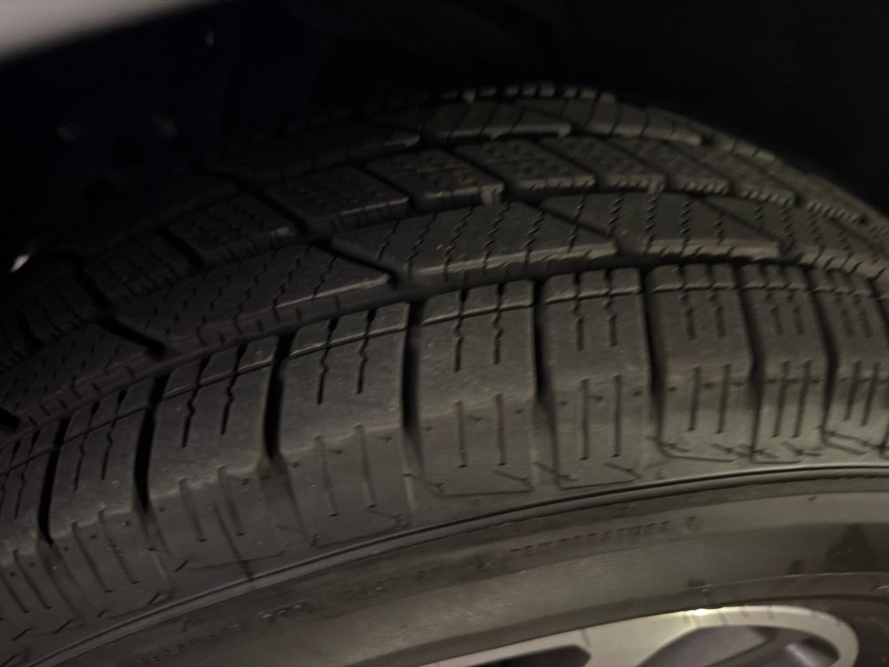 Used 2021 Ford Expedition XLT AWD/4WD image 5