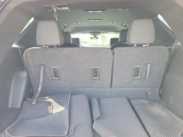 Used 2022 Chevrolet Traverse RS FWD image 9