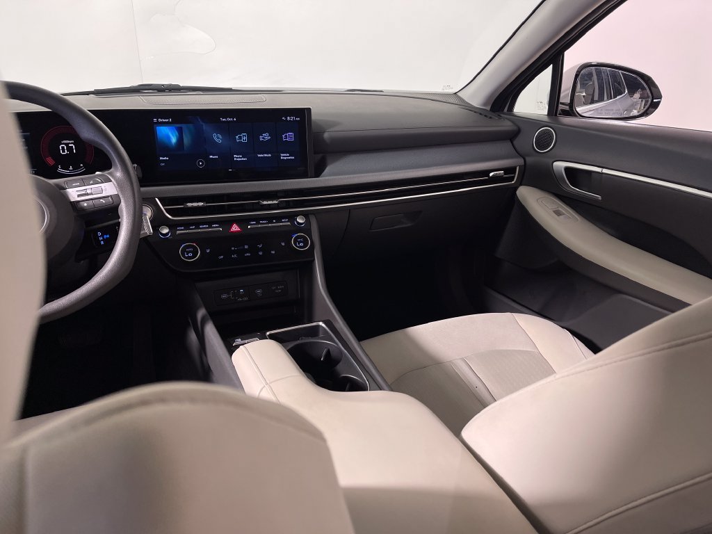 Certified 2025 Hyundai Sonata SEL FWD image 18