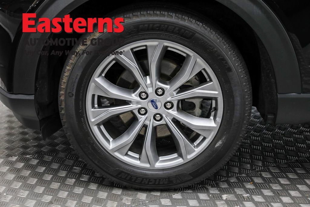 Used 2022 Ford Explorer Limited w/ Equipment Group 301A image 33