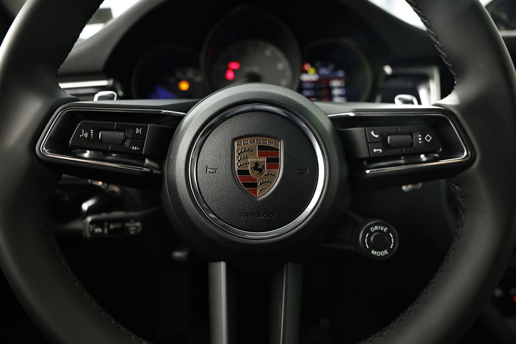 New 2026 Porsche Macan S image 35