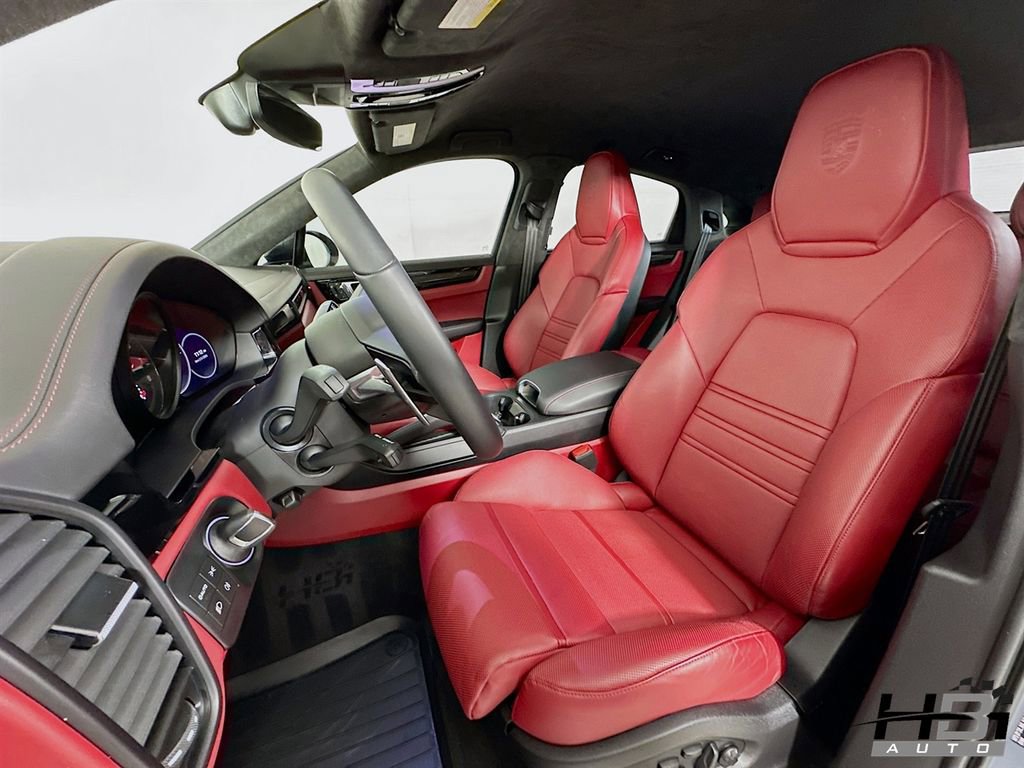 Used 2023 Porsche Cayenne Turbo GT image 16