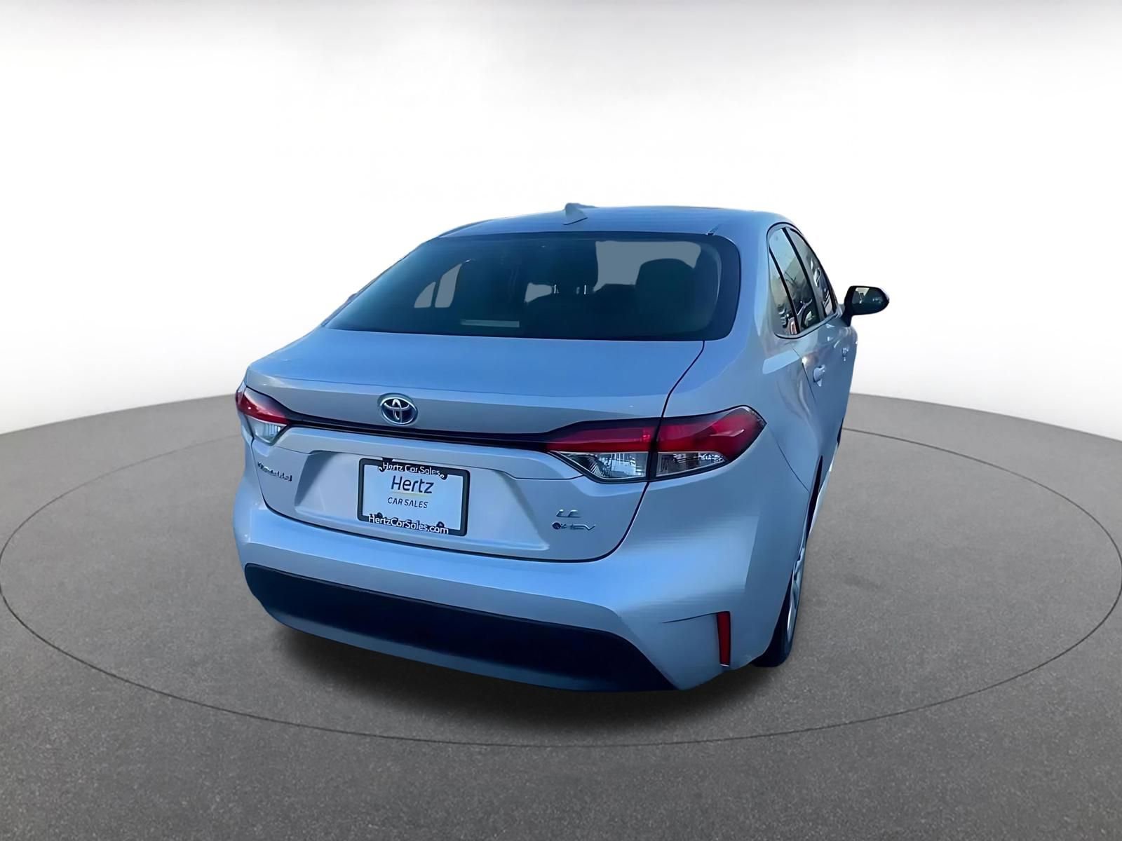 Used 2025 Toyota Corolla Hybrid Sedan image 14
