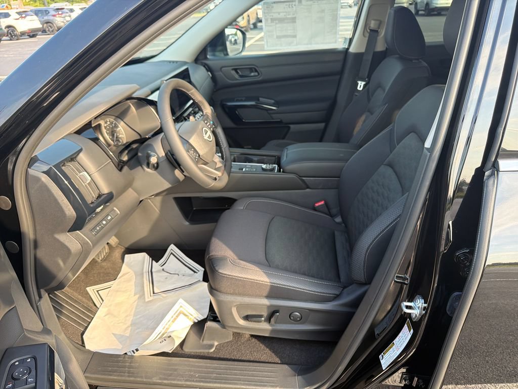 New 2026 Nissan Pathfinder SV w/ Cargo Package AWD/4WD image 14