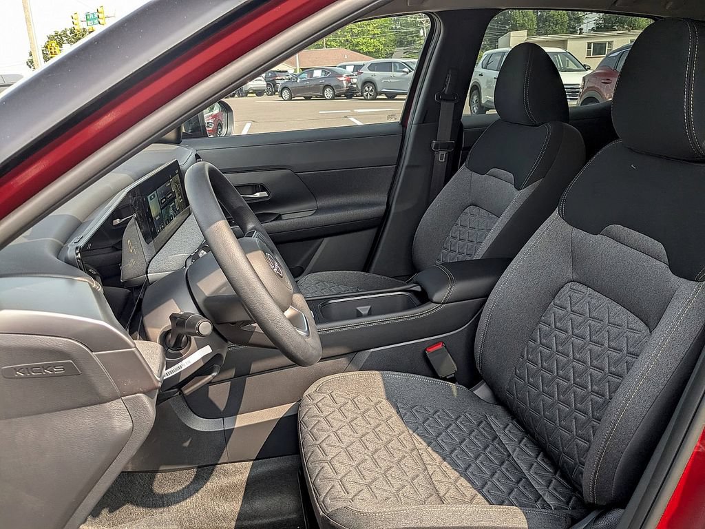 New 2025 Nissan Kicks SV w/ SV Premium Package AWD/4WD image 12