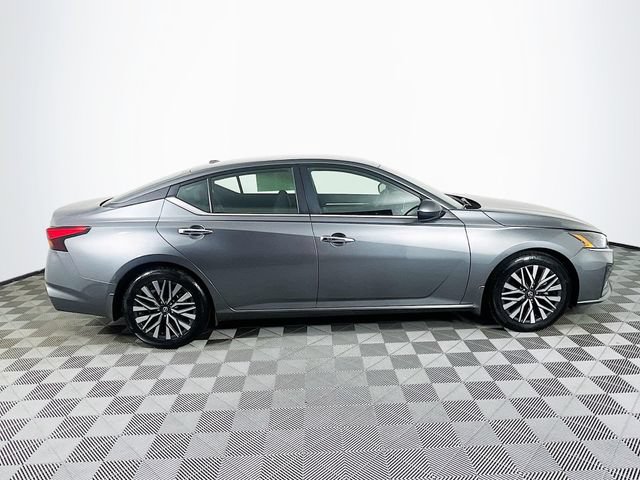 Used 2023 Nissan Altima 2.5 SV FWD image 26
