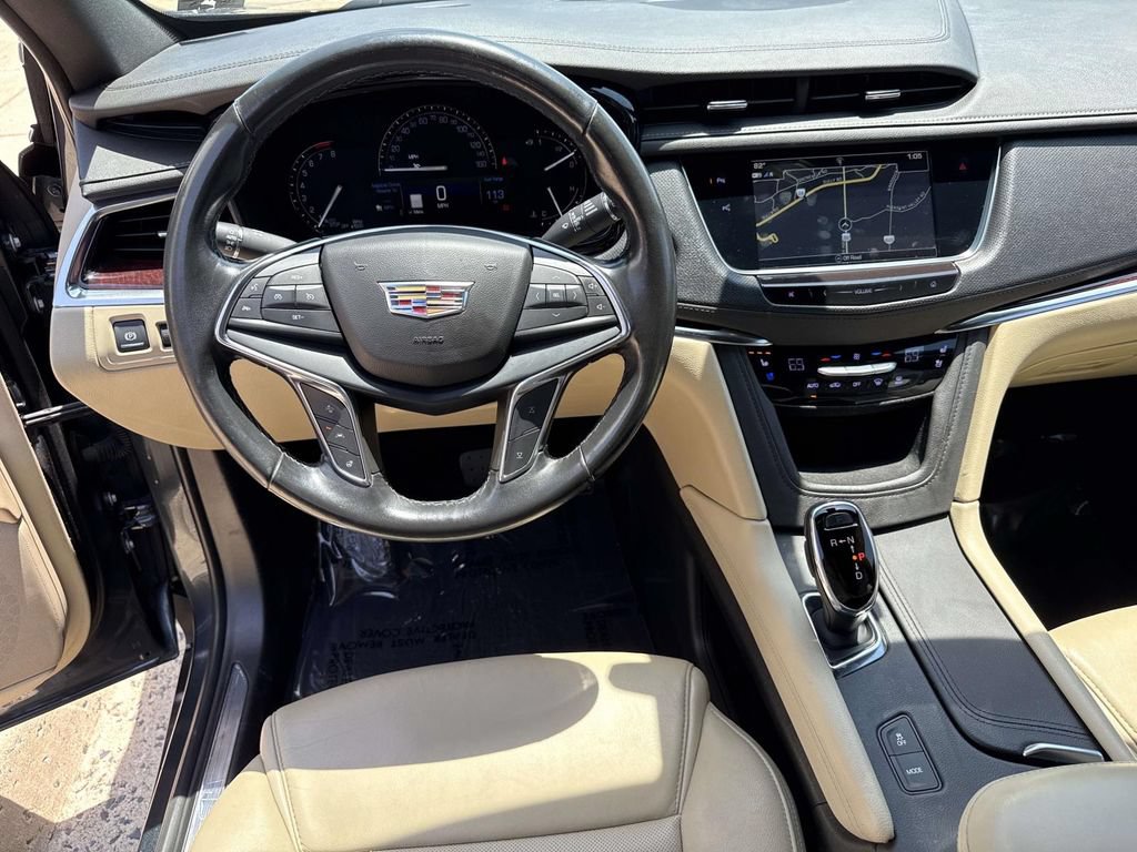 Used 2019 Cadillac XT5 Premium Luxury w/ Driver Assist Package FWD image 31