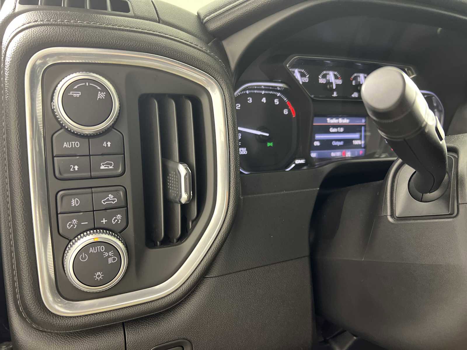 Used 2019 GMC Sierra 1500 Elevation AWD/4WD image 12