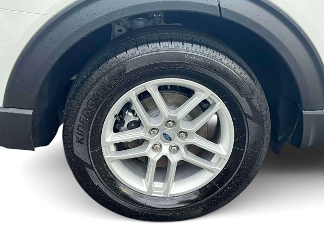 Used 2026 Ford Explorer Active AWD/4WD image 15